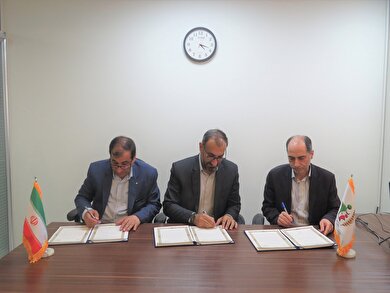امضای تفاهم‌نامه همکاری فی مابین اتحادیه سراسری شرکت های تعاونی فرش دستباف ایران با شرکت تعاونی فرش نگین چی چِست تحت نظارت مدیریت بیمه اجتماعی کشاورزان روستائیان و عشایر استان تهران
