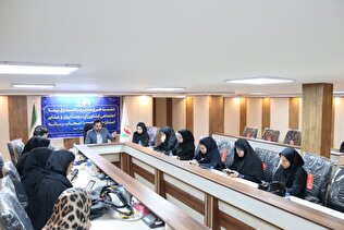 نشست خبری مدیر صندوق استان همدان با اصحاب رسانه