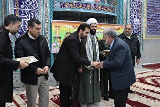 سخنرانی مدیر صندوق استان همدان در مراسم نماز جمعه شهرستان رزن