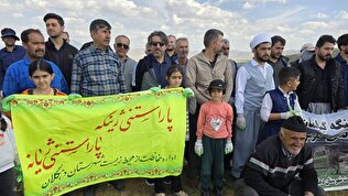 پیوستن مدیرعامل صندوق به پویش روستای پاک