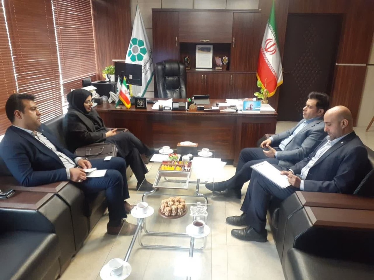 نشست مدیر صندوق استان مرکزی با مدیر شعب بانک توسعه تعاون استان