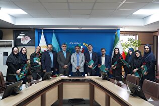 تجلیل از همکاران اداره کل توسعه منابع انسانی