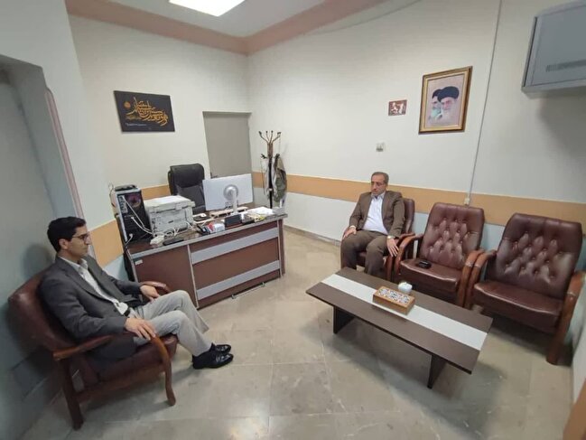 همراهی اداره کل روابط عمومی و امور بین الملل استانداری کرمانشاه با صندوق استان جهت اطلاع رسانی خدمات صندوق