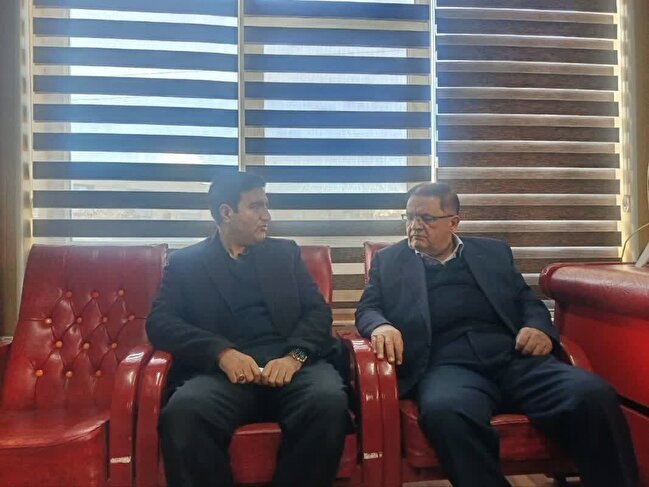 دیدار مدیر صندوق استان با نماینده مردم شریف تویسرکان در مجلس شورای اسلامی