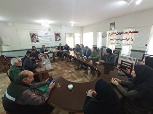 نشست تخصصی کارگزاران ملایر و نهاوند با محور توسعه پوشش بیمه‌ای