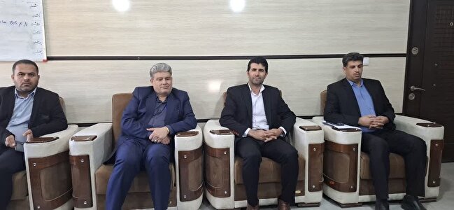هماهنگی مدیران صندوق بیمه و اداره کار  استان برای برگزاری میز خدمت