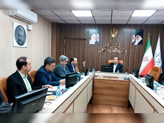 دیدار حسین عباسی فرماندار ورامین با محسن رشیدی اقدم مدیر صندوق استان تهران