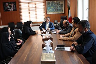  نشست سرپرست صندوق استان مرکزی با فرماندار شهرستان اراک