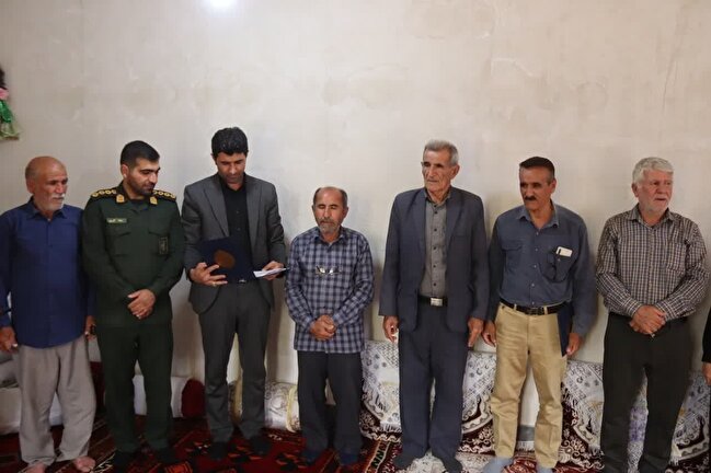 تجلیل از آزاده سرافراز باشت در سالروز بازگشت آزادگان