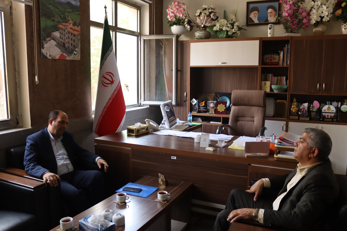 برای افزایش همیاری با مجموعه صندوق در فرم های ارزیابی دهیاران جذب بیمه شدگان روستایی صندوق ملاک قرار خواهد گرفت.