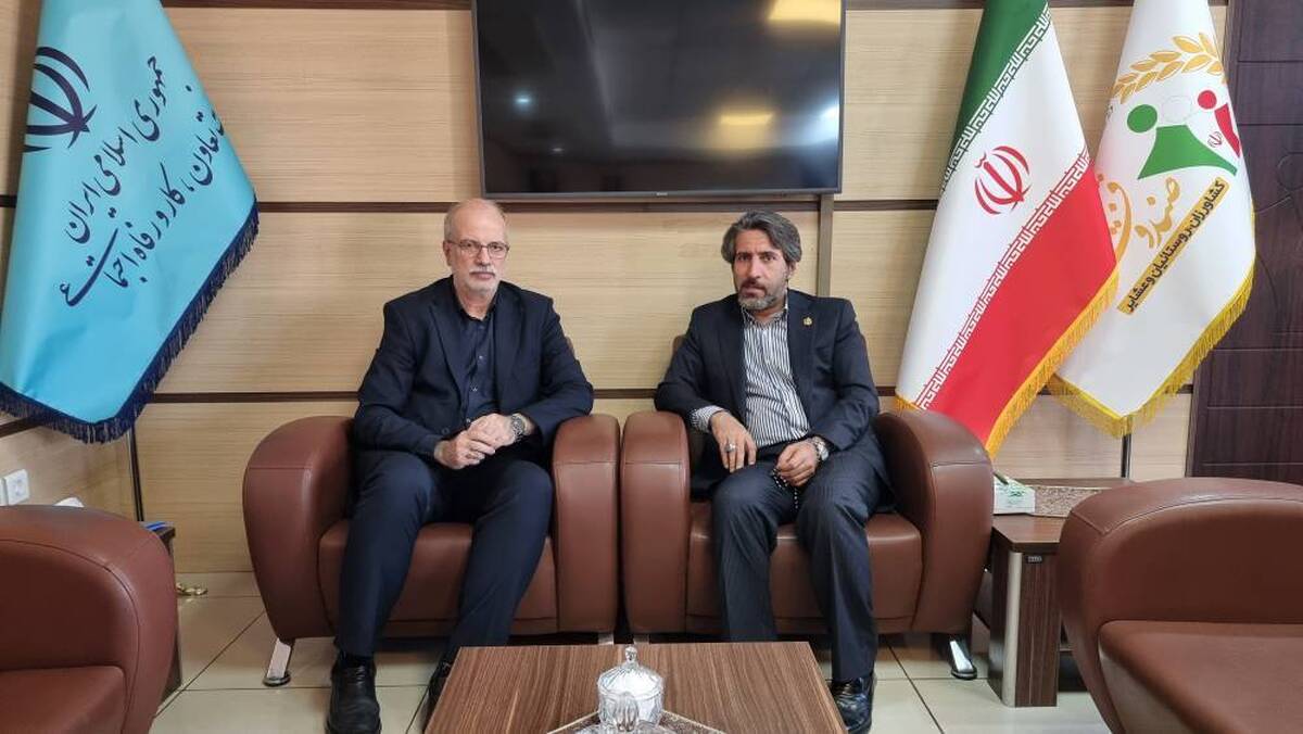 دکتر حامد قادرمرزی، مدیرعامل صندوق، سه‌شنبه یازدهم شهریور ماه ۱۴۰۴ در ستاد مرکزی صندوق، میزبان حسین محمدزاده، نماینده مردم شریف درگز در مجلس شورای اسلامی بود.