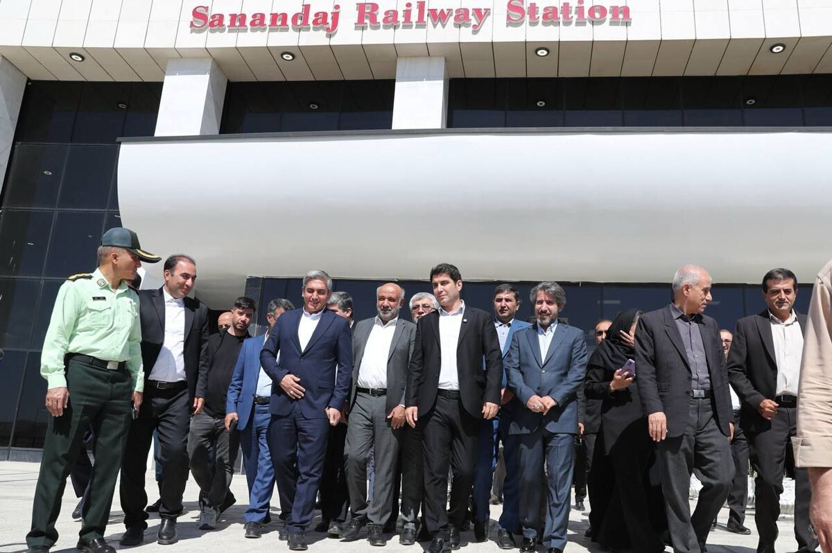 مدیرعامل صندوق همراه با وزیر تعاون، کار و رفاه اجتماعی در هفته دولت به استان کردستان سفر کرد.