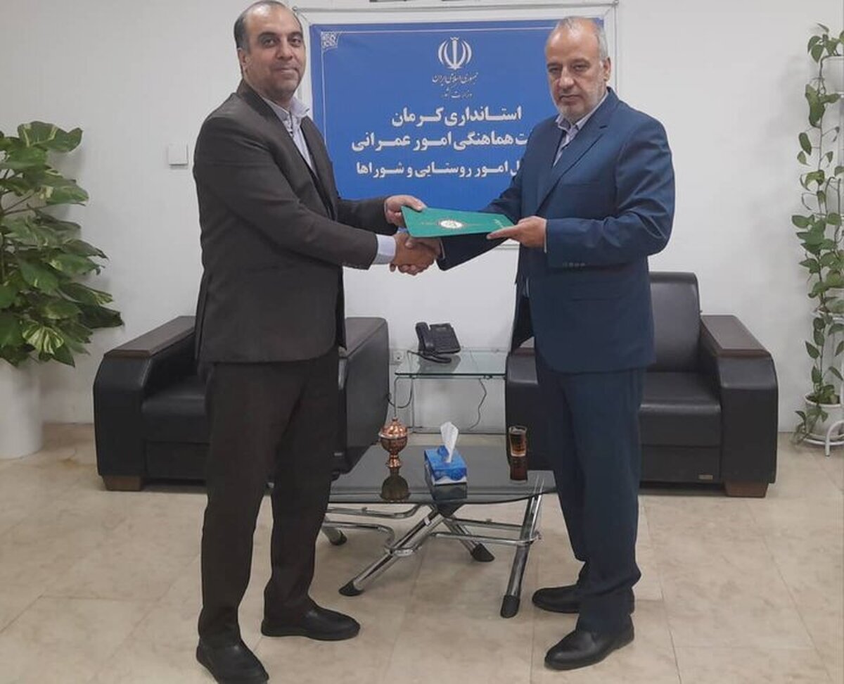 کرمان- مدیرکل دفتر امور روستایی و شوراهای استانداری کرمان گفت: گسترش پوشش بیمه‌ای روستاییان و عشایر اقدامی مهم در راستای عدالت اجتماعی و حمایت از اقشار محروم است.