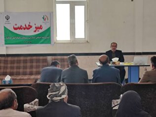 برپایی میز خدمت صندوق واهدا احکام مستمری در شهرستان های استان کرمانشاه به مناسبت روز ملی روستا و عشایر