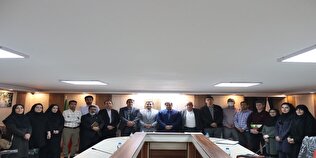 نشست هم اندیشی مدیرکل روابط عمومی و امور بین‌الملل صندوق با کارگزاران استان همدان