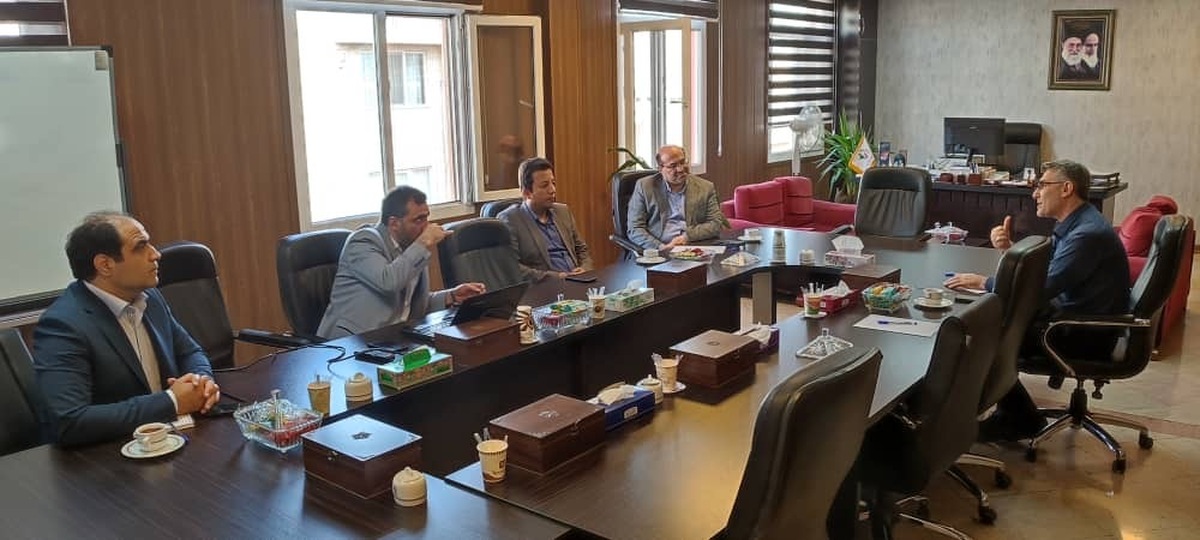در نشست هم اندیشی معاونین صندوق، بر لزوم محوریت برنامه راهبردي صندوق در راستای برنامه‌هاي تحولي تأکید شد.