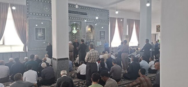 بیان خدمات صندوق در خطبه‌های پیش از نماز جمعه شهر ریجاب در استان کرمانشاه