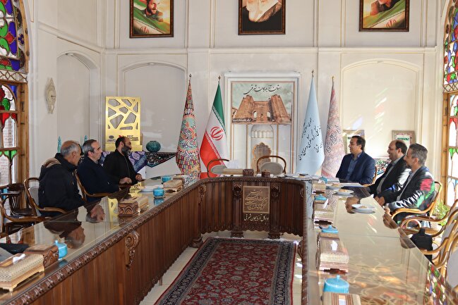 نشست مدیرکل صندوق استان آذربایجان شرقی با مدیرکل میراث فرهنگی استان