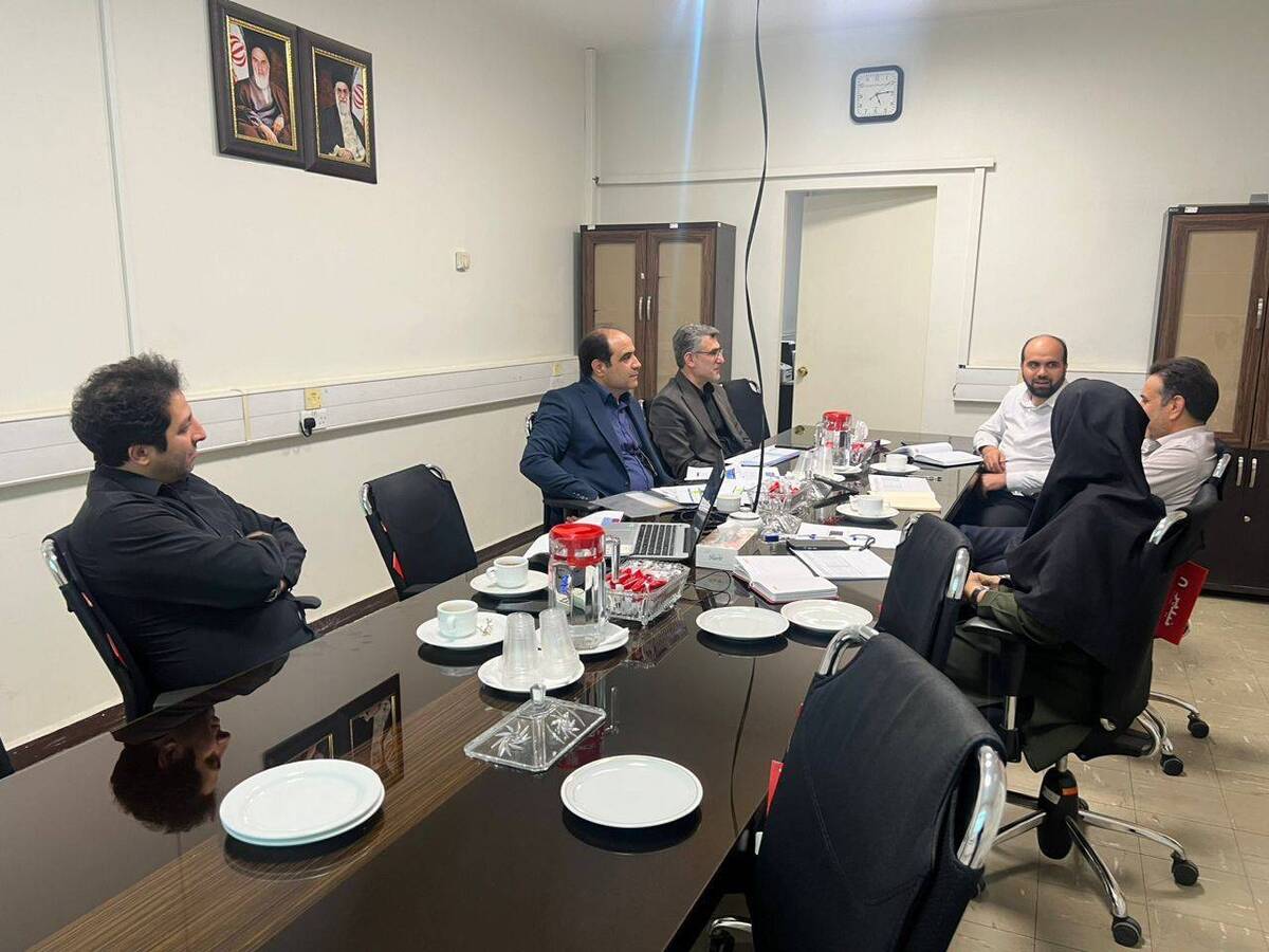 نشست تخصصی بررسی سطوح درآمدی سال ۱۴۰۵ و نحوه تخصیص بودجه دولتی به صندوق، با حضور مدیران صندوق و سازمان برنامه و بودجه کشور برگزار شد.