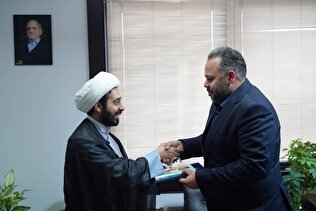 تجلیل معاون فرهنگی و اجتماعی وزارت تعاون از مدیران صندوق