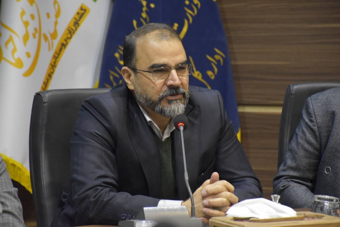 نشست مدیران ستادی صندوق با کارکنان و کارگزاران صندوق استان یزد؛ تأکید بر پوشش کامل بیمه‌ای، حضور میدانی و توسعه خدمات غیرحضوری