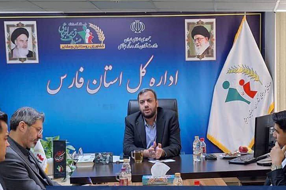 مشاور مدیرعامل و رئیس بازرسی، نظارت و سلامت اداری از رسیدگی فوری به گزارش‌های مردمی درباره تأخیر در انجام امور اداری و برخورد انضباطی با مسئولان متخلف خبر داد. به گفته اشکان حاجی عبدالهی، دستور صریح برخورد با متخلفان از سوی مدیرعامل صندوق و رئیس مرکز بازرسی وزارتخانه صادر شده است.