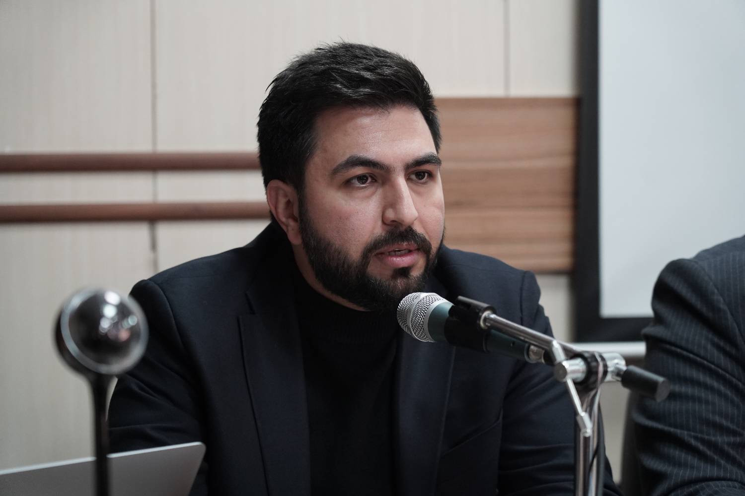 تأکید بر همافزایی، توسعه پوشش بیمهای و ارتقای کیفیت خدمات به جامعه هدف تأکید بر همافزایی، توسعه پوشش بیمهای و ارتقای کیفیت خدمات به جامعه هدف