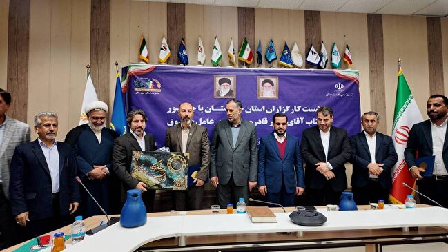 نمایندگان مردم شریف اهواز، کارون، باوی و حمیدیه از عملکرد درخشان صندوق تقدیر کردند.