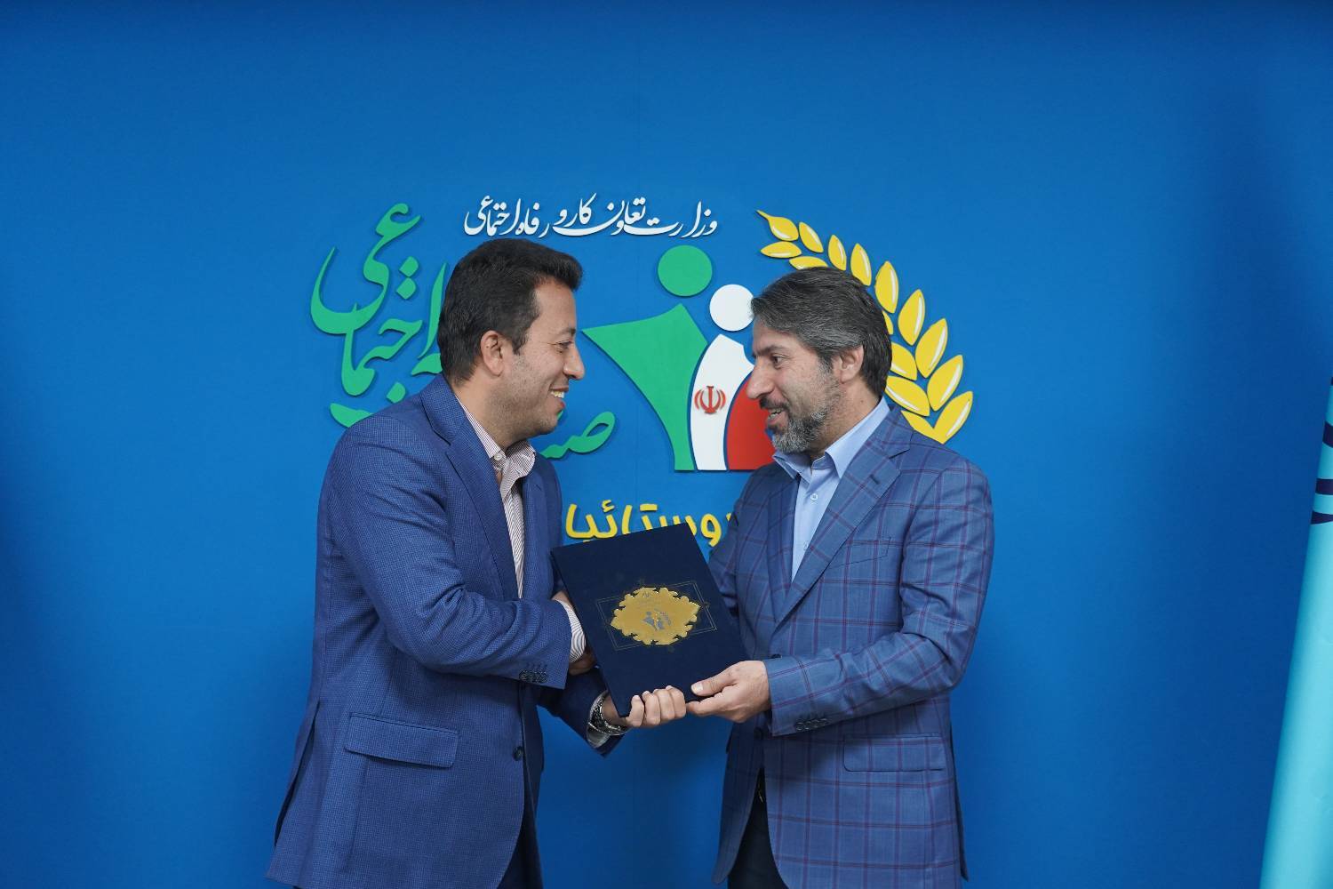 تکریم و معارفه معاون مالی و اقتصادی